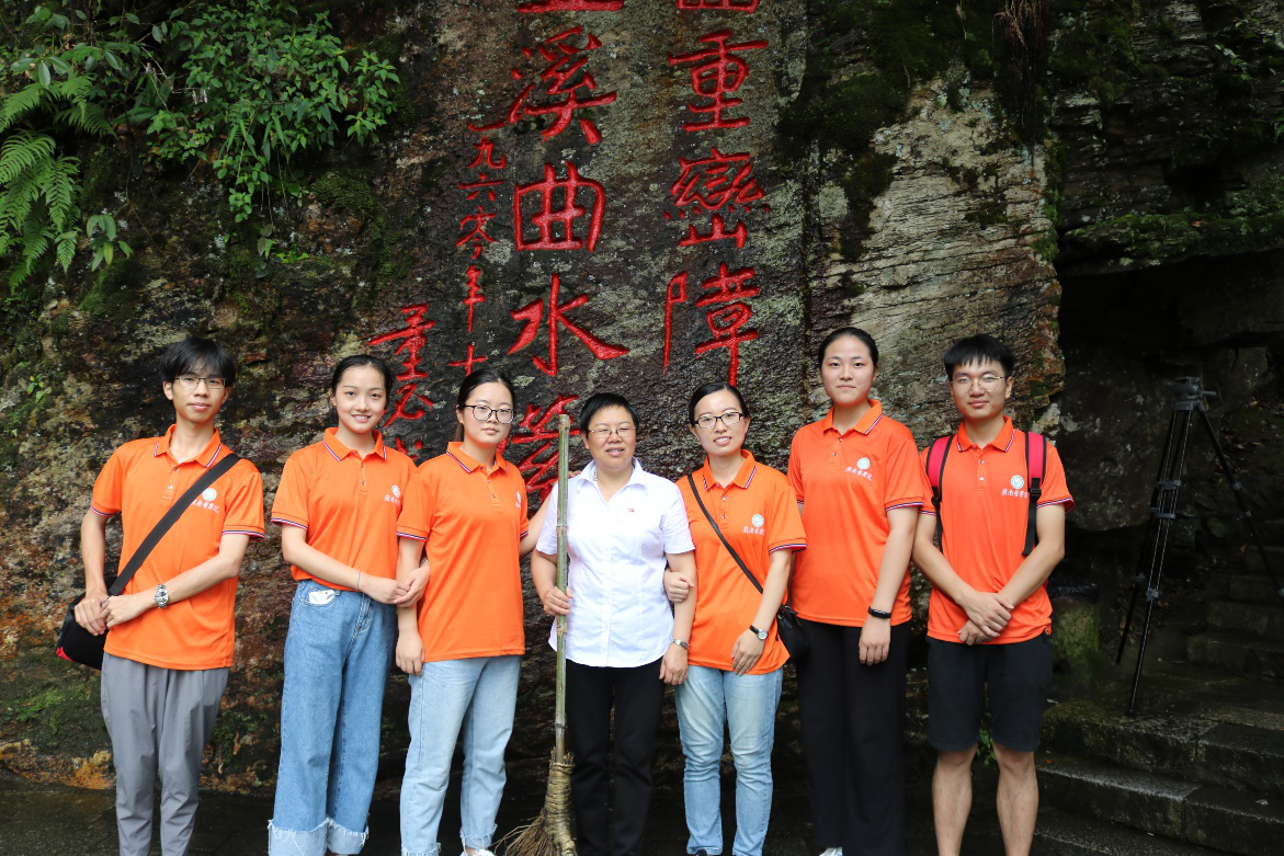 点击原始大小查看