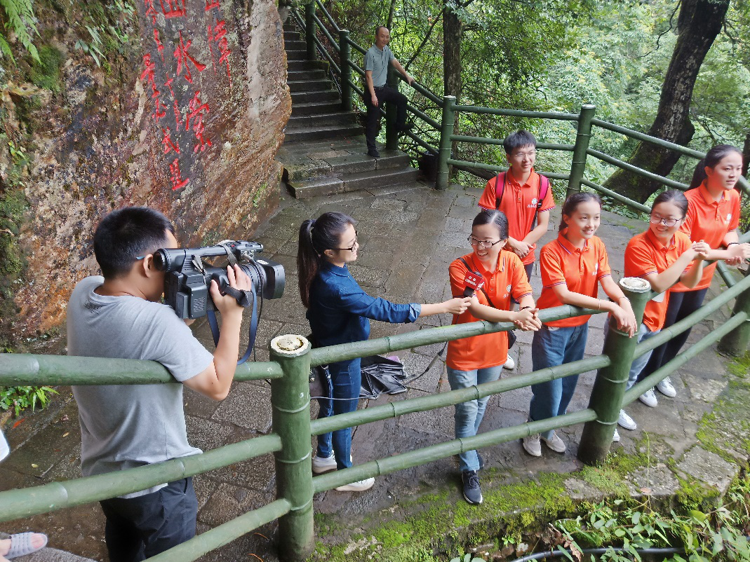 点击原始大小查看